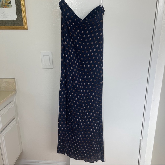 REVOLVE by FAITHFULL THE BRAND maxi skirt navy blue boho chic design w/ split - Picture 3 of 9